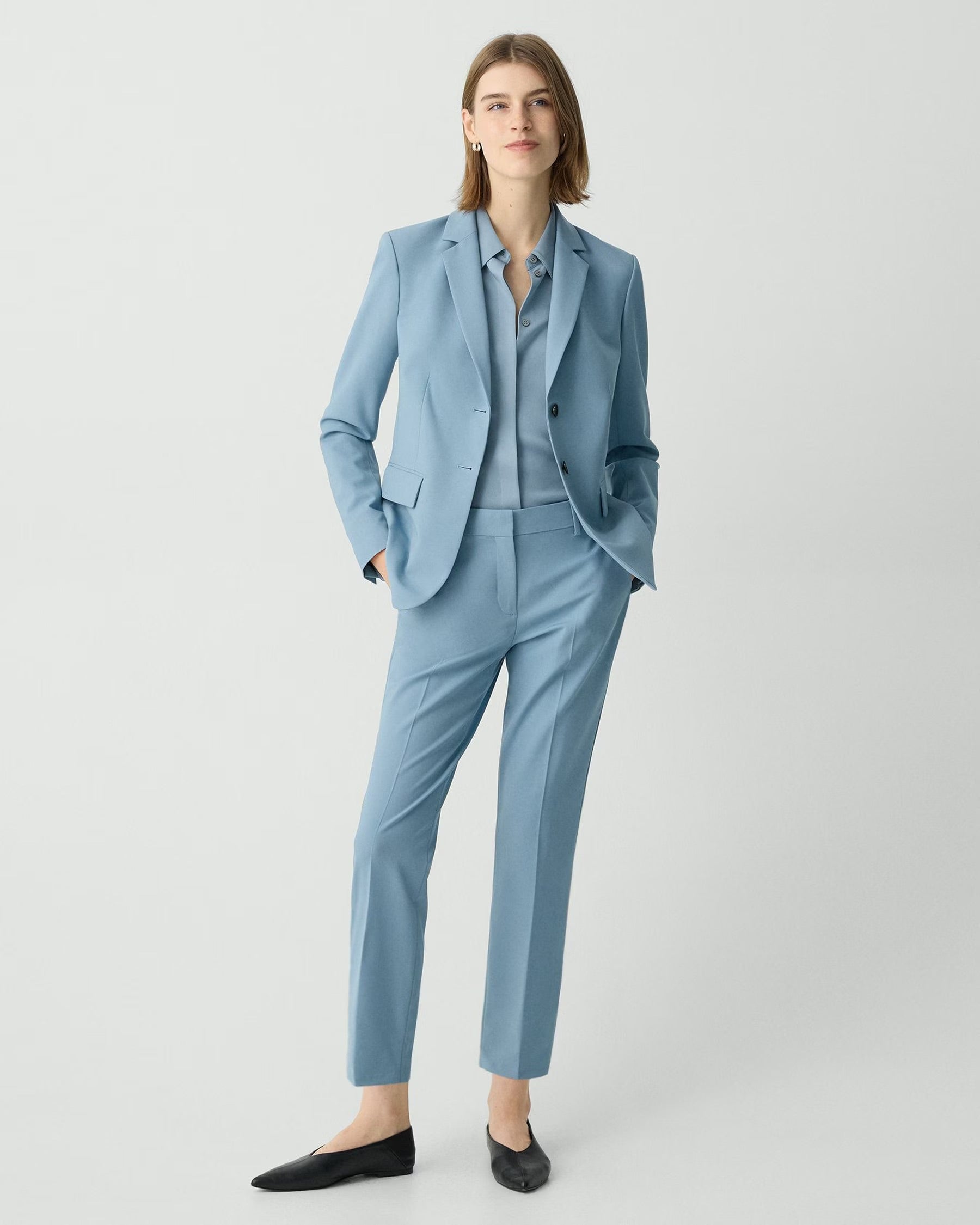 Aqua Professional Suit